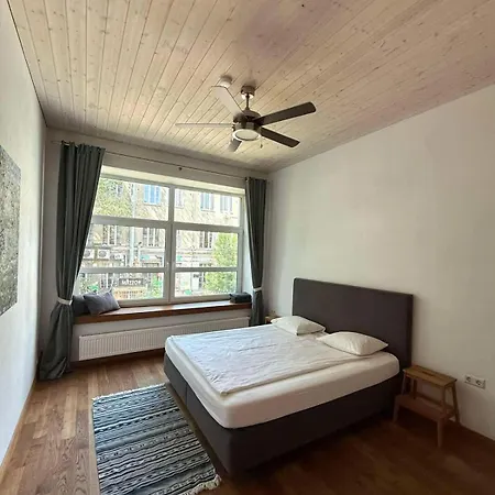Domillion Huge Newtown 3 Bdr Se16f Lägenhet
